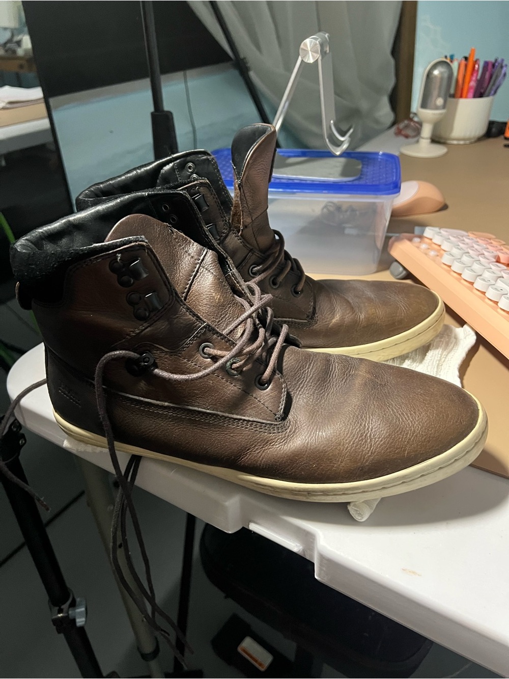 Hugo Boss Brown Leather High-Top Lace-Up Boots with White Sole